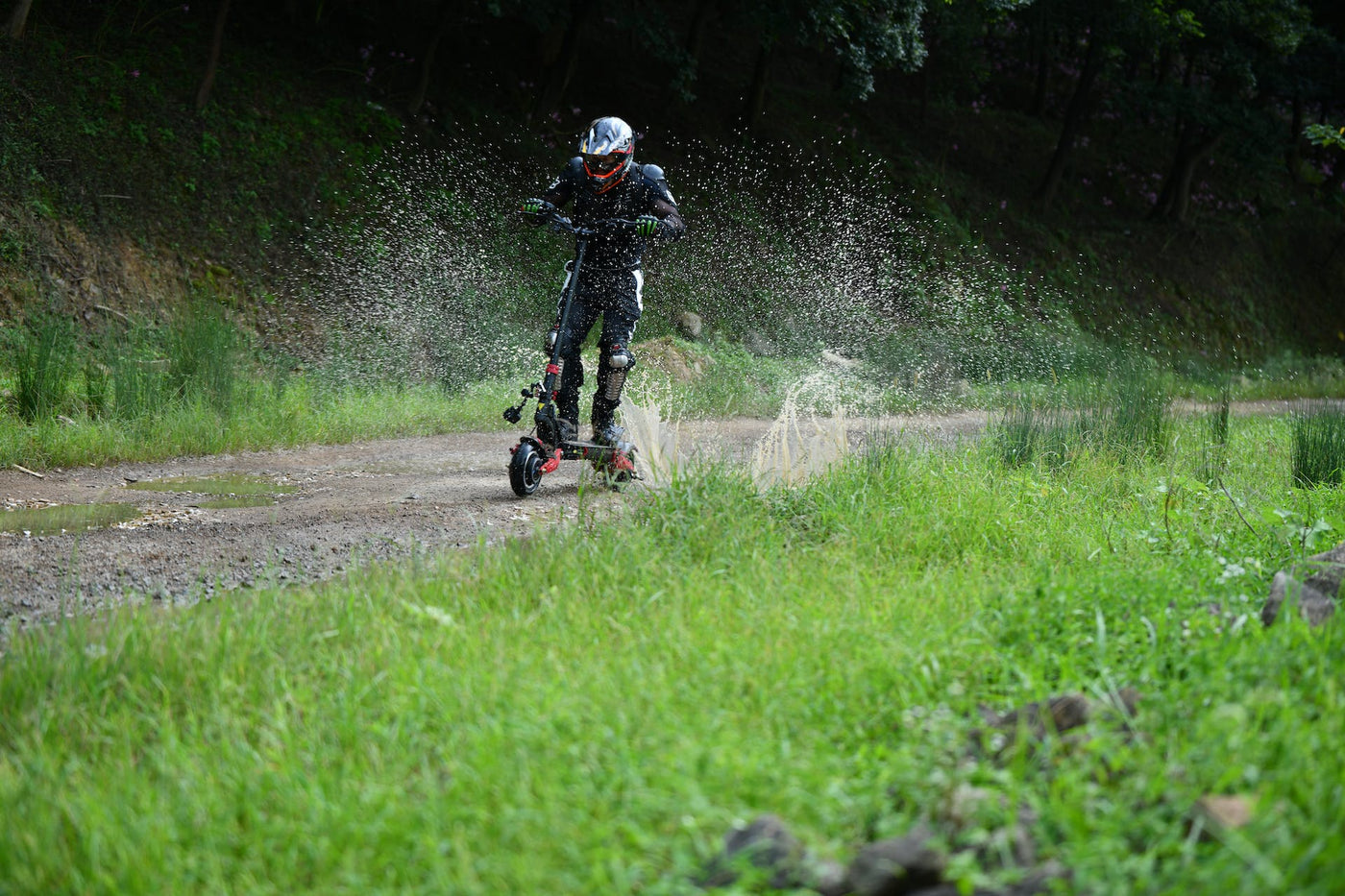 Choosing the Right Electric Ride for Your Commute: Factors to Consider