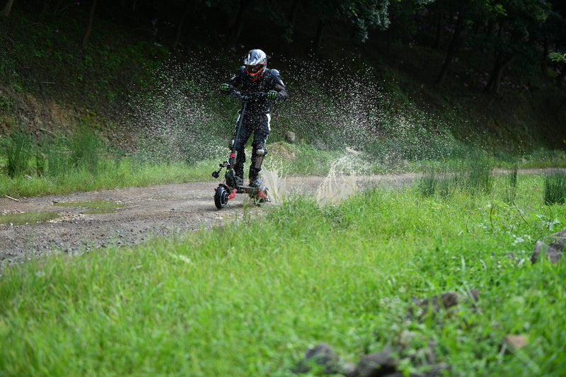 Choosing the Right Electric Ride for Your Commute: Factors to Consider